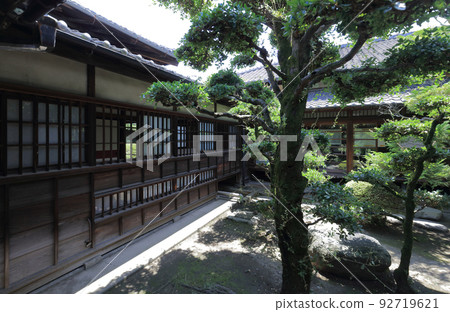 高松城的Hiunkaku大庭院 高松城的Hiunkaku大庭院 92719621