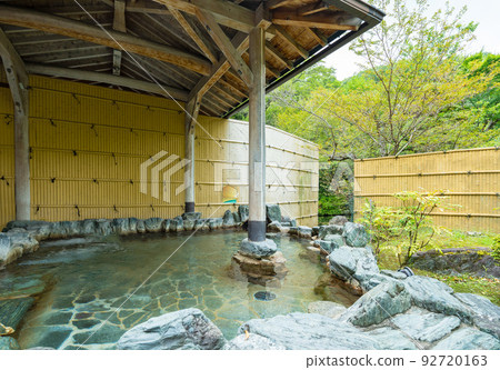 Open-air bath, hot spring 92720163