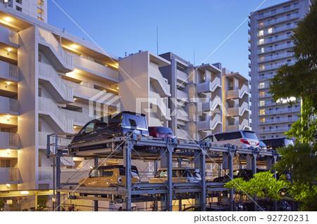 大廈停車場 大廈停車場 92720231