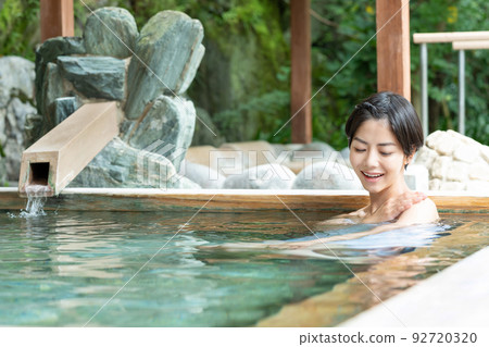 Hot spring, open-air bath, girls' trip 92720320