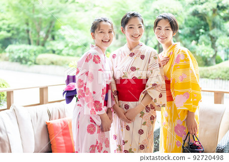 Hot spring trip, yukata, girls' trip 92720498