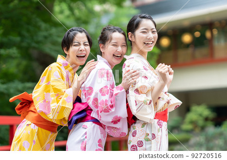 Hot spring trip, yukata, girls' trip 92720516