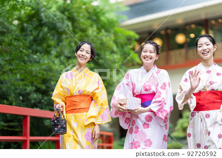 溫泉之旅、浴衣、少女之旅 溫泉之旅、浴衣、少女之旅 92720592
