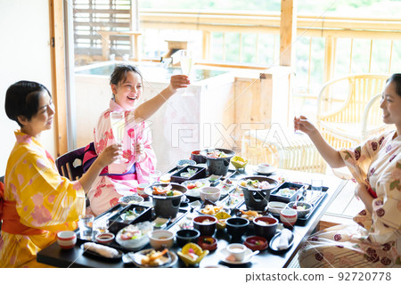 Hot spring trip Meal Women's trip 92720778