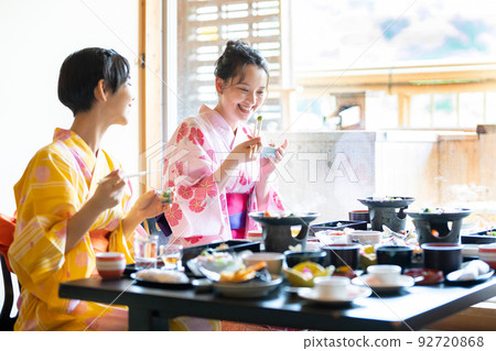 溫泉之旅 膳食 女性之旅 溫泉之旅 膳食 女性之旅 92720868