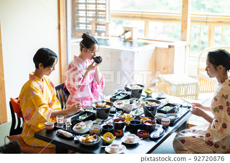 Hot spring trip Meal Women's trip 92720876