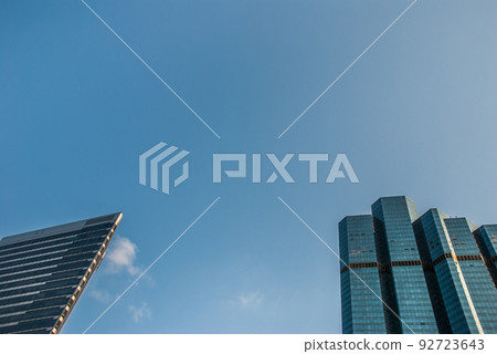 Modern office building 92723643