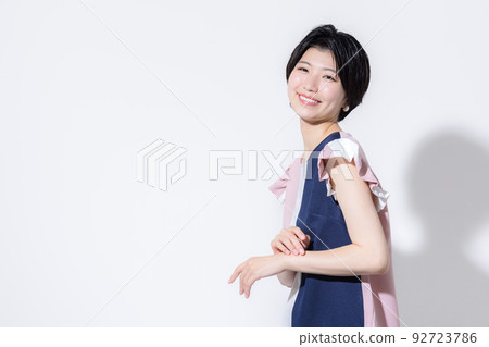 女性美的形象 92723786
