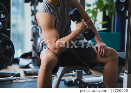 Fitness male muscle bodybuilding 92726906