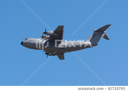 Airbus A400M Atlas prototype horizontal flight Airbus A400M Atlas prototype horizontal flight 92728793