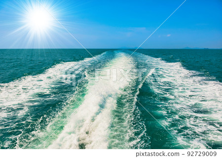 Wave on sea from speed boat Wave on sea from speed boat 92729009