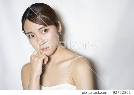 Female beauty skin care beauty 20s 92732891