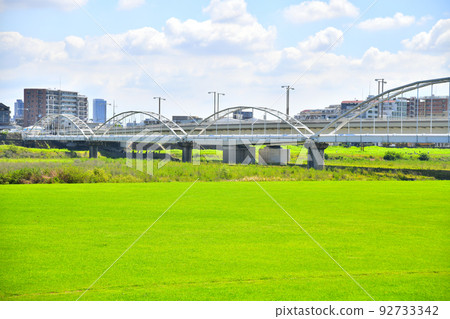 玉河原橋（玉河原水道橋）/玉川上游/稻城市一側的景色（東京都稻城市）[2022年7月] 92733342