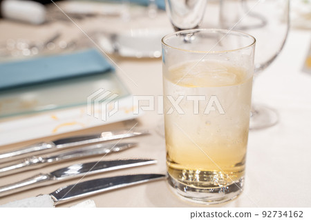 酒水材料:婚禮上喝的冰塊梅酒 酒水材料:婚禮上喝的冰塊梅酒 92734162