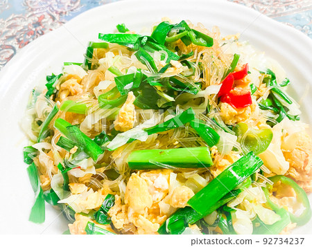 Chinese home-cooked Taiwan rice noodle stir-fry Chinese home-cooked Taiwan rice noodle stir-fry 92734237