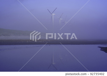 Hazaki Wind Farm Wind Power Generation in Sea Fog Hazaki Wind Farm Wind Power Generation in Sea Fog 92735402