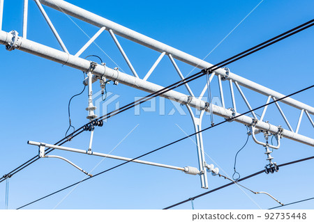 火車線路設備 為火車供電的電線（電車線） 92735448