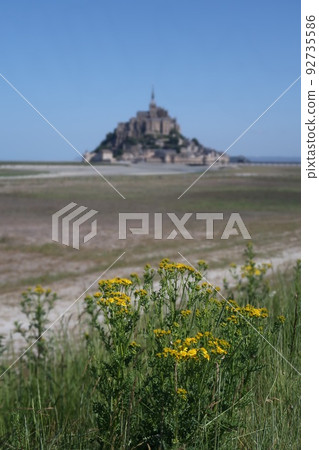France Mont-Saint-Michel 92735586