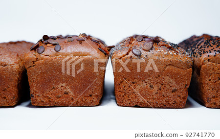 Dietary whole grain bread. Fresh bread is cooled. 92741770