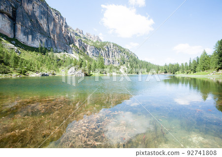Federa alpine lake landscape, italian dolomites panorama Federa alpine lake landscape, italian dolomites panorama 92741808