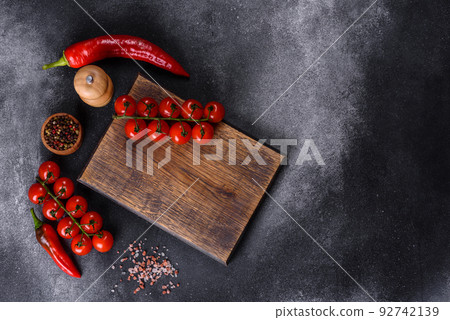 Spicy sweet tomato sauce with garlic, pepper and herbs in a glass jars 92742139