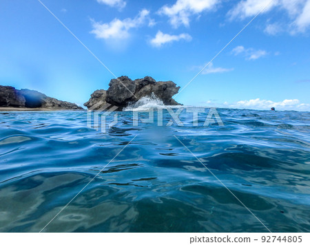snokeling in kulailai bay oahu hawaii west coast snokeling in kulailai bay oahu hawaii west coast 92744805