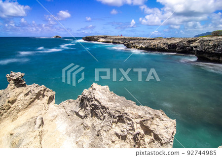 laie sea arch and rocky cliff beach in oahu hawaii laie sea arch and rocky cliff beach in oahu hawaii 92744985