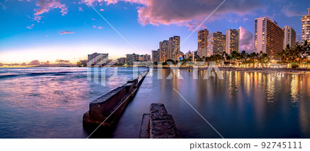 Famous Waikiki Beach summer sunset, O'ahu, Hawaii 92745111