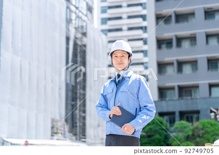 Architecture construction male 92749705