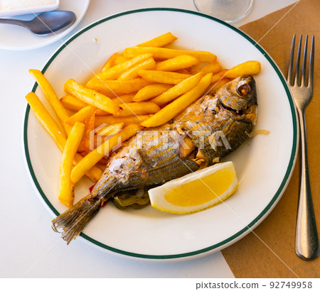 Fried Mediterranean fish Sarpa Fried Mediterranean fish Sarpa 92749958