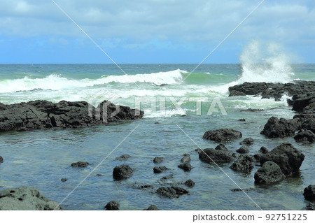 濟州島美麗海的奇妙海浪 濟州島美麗海的奇妙海浪 92751225