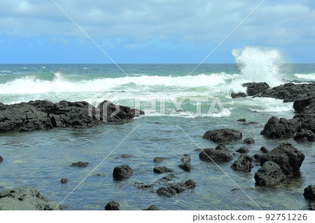 濟州島美麗海的奇妙海浪 濟州島美麗海的奇妙海浪 92751226