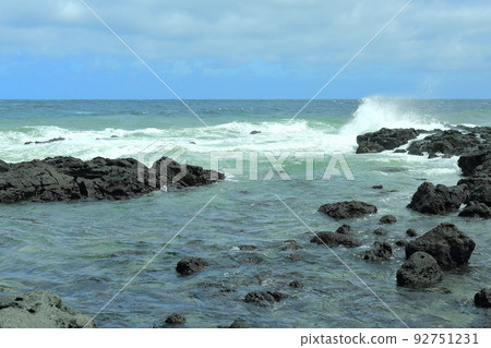 濟州島美麗海的奇妙海浪 濟州島美麗海的奇妙海浪 92751231