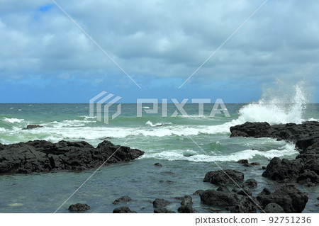 濟州島美麗海的奇妙海浪 濟州島美麗海的奇妙海浪 92751236