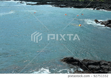 濟州海女在深海冒著生命危險 92751332