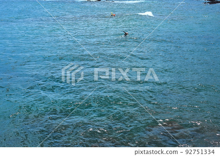 濟州海女在深海冒著生命危險 92751334