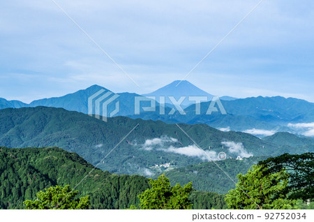 東京八王子登山高尾山 92752034