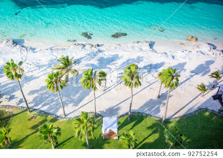 Tropical paradise: Cancun idyllic caribbean beach from above, Riviera Maya 92752254