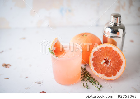 pink  grapefruit cocktail with copyspace 92753065