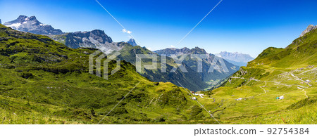 Panoramic view over the mountains from Klausen Pass in Switzerland 92754384