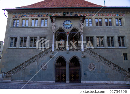 The town hall of Bern in the evening The town hall of Bern in the evening 92754896