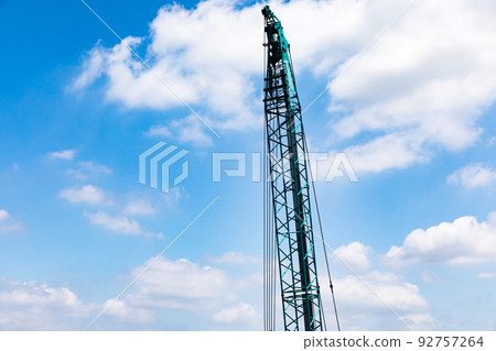 埼玉縣入間川，運河重建工程，重型機械履帶起重機 92757264