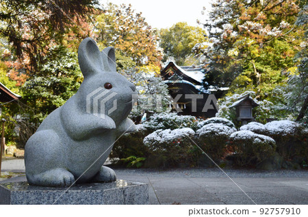 Okazaki Shrine in Kyoto City, famous for rabbits, covered in snow Okazaki Shrine in Kyoto City, famous for rabbits, covered in snow 92757910