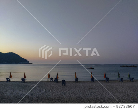 沐浴海灘 沐浴海灘 92758607