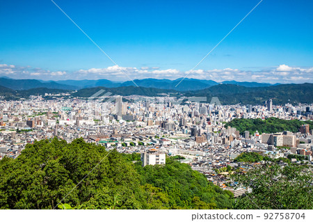 A distant view of the city of Hiroshima. You can see Hijiyama Park on the right and hitoto Hiroshima The Tower in the center. precision drawing A distant view of the city of Hiroshima. You can see Hijiyama Park on the right and hitoto Hiroshima The Tower in the center. precision drawing 92758704