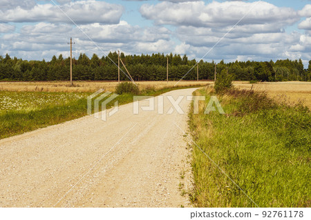 Curvy gravel country road Curvy gravel country road 92761178