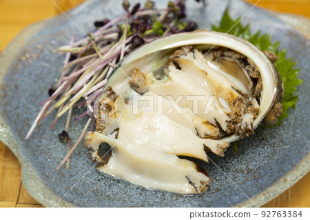 Abalone sashimi Abalone sashimi 92763384