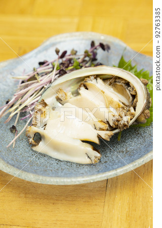 Abalone sashimi Abalone sashimi 92763385