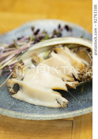 Abalone sashimi Abalone sashimi 92763386