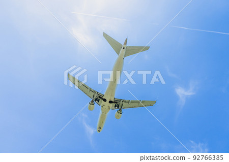 "Airplane" Embraer E190 (E-Jet) "Airplane" Embraer E190 (E-Jet) 92766385